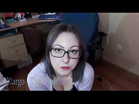 ❤️ Seksi djevojka s naočalama duboko siše dildo na kameri ☑ Kvalitetna pornografija kod nas