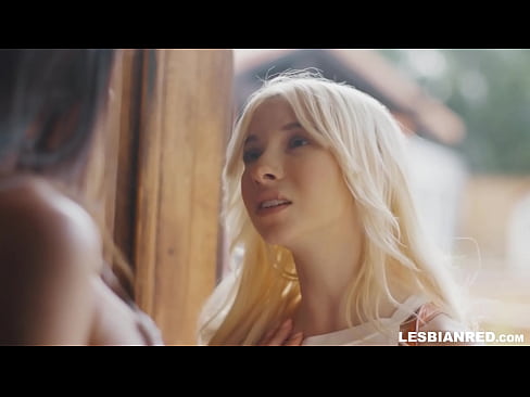 ❤️ Djevojka dolazi kući nekoliko mjeseci kasnije i na kraju jede mačkicu svoje maćehe ☑ Kvalitetna pornografija kod nas