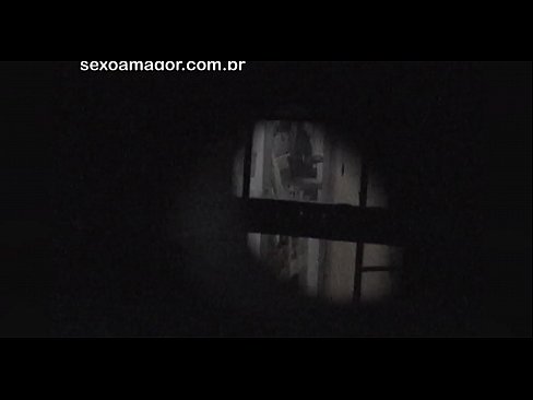 ❤️ Voajer iz susjedstva skriven iza šupljih cigli potajno snima Blondie ☑ Kvalitetna pornografija kod nas