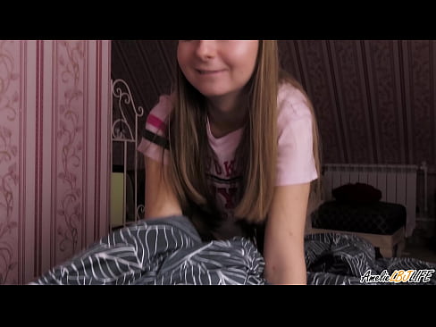 ❤️ Blondie duboko siše svog BFF-a i dobiva spermu u usta ☑ Kvalitetna pornografija kod nas